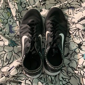 Slightly Worn Black Nike Trainers
